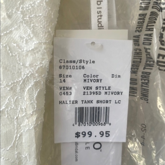 NWT David's Bridal White Lace Embellished Keyhole Sheath Halter Dress wedding - Picture 10 of 11